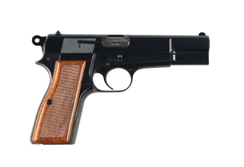 トイガン BROWNING HI-POWER MILITARY Heavy Weight Rare Late WW2 Browning Hi Power Pistol Review - Legacy Collectibles